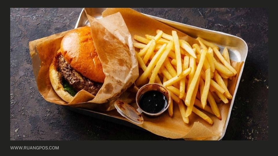 daftar makanan penyebab jerawat